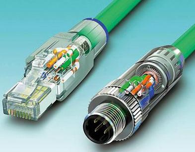 圖3 按入電纜芯、剪斷，且蓋好防護蓋：無論是RJ45還是M12連接器，它們都能夠?qū)崿F(xiàn)快速且可靠的安裝