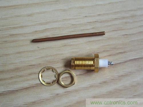 最簡單使用的天線——罐頭天線，可做正饋大鍋饋源！ 