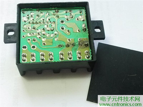 漏電保護(hù)器拆解：結(jié)構(gòu)有差異，做工不錯(cuò)