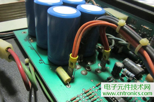 用料很給力！專業(yè)后級(jí)功放美國(guó)高峰FA1201拆解