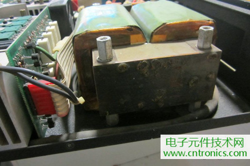 用料很給力！專業(yè)后級(jí)功放美國(guó)高峰FA1201拆解