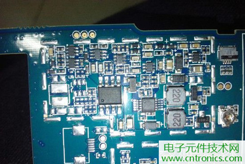 不怕摔的電紙書！一款柔性屏電子書閱讀器拆解
