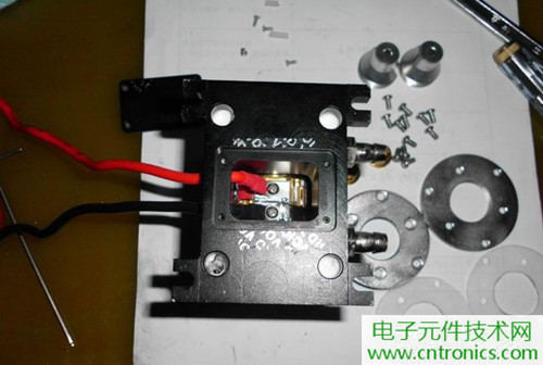 這貨一萬(wàn)三？50W半導(dǎo)體激光模塊拆解