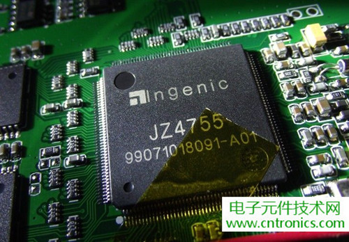 探秘電子紙！一款電紙書的電子墨水屏拆解
