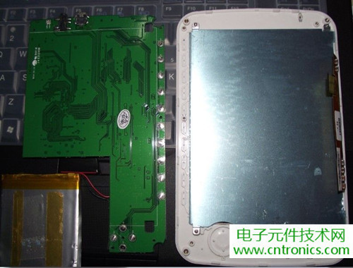 探秘電子紙！一款電紙書的電子墨水屏拆解
