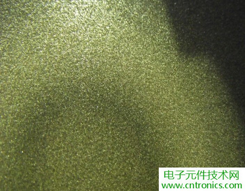 探秘電子紙！一款電紙書的電子墨水屏拆解
