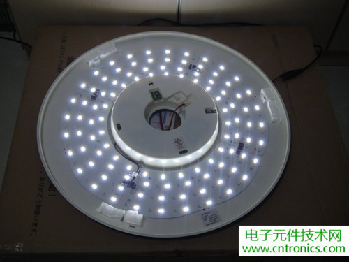 高端大氣上檔次！智能遙控調(diào)光LED吸頂燈拆解