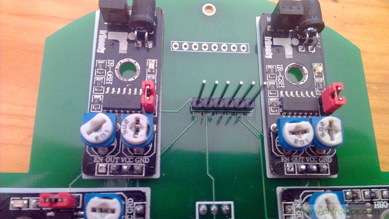 牛人力作！PCB版藍牙智能小車DIY