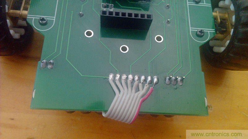 多圖殺貓！PCB版藍牙智能小車DIY