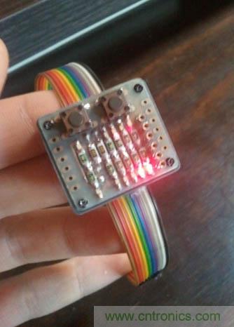 低調(diào)有內(nèi)涵！別人看不懂的LED電子表DIY