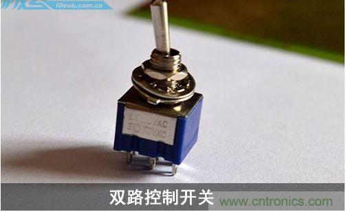 DIY：自制超炫音頻分配器，實(shí)現(xiàn)音箱共用