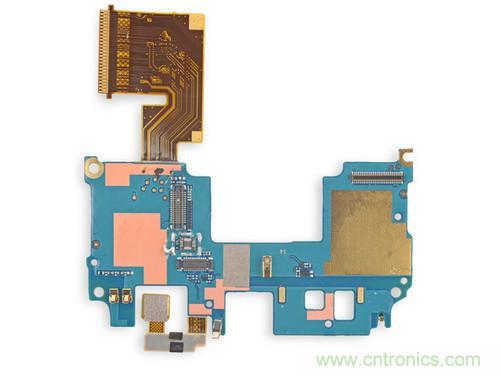 牛人強拆！新HTC One(M8)真機精密做工難修理