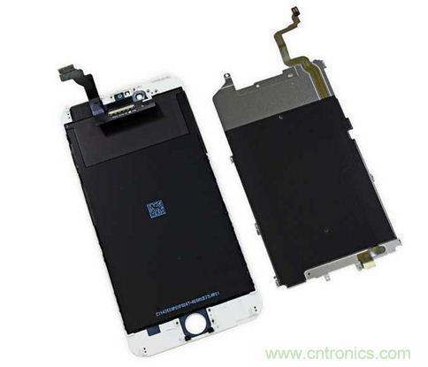 iPhone 6 Plus搭載的高清LED屏幕尺寸為5.5英寸，像素密度為401ppi，并采用了IPS（平面轉(zhuǎn)換）技術(shù)。（來源：iFixit）