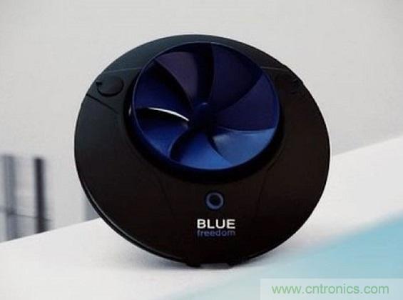 圖4：Blue Freedom是一種“微型水力發(fā)電廠”，能用利用流動的水來為便攜設(shè)備充電。