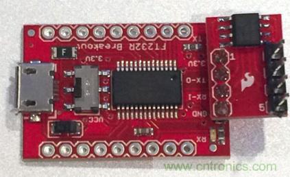  圖4：裝配好的隔離型USB-to-UART轉換器。