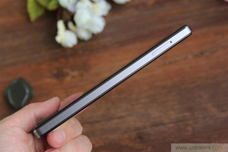 無邊框的 nubia Z9 ，一款既有驚喜，又有驚艷的智能手機(jī)