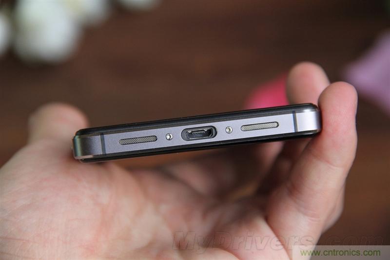無邊框的 nubia Z9 ，一款既有驚喜，又有驚艷的智能手機(jī)