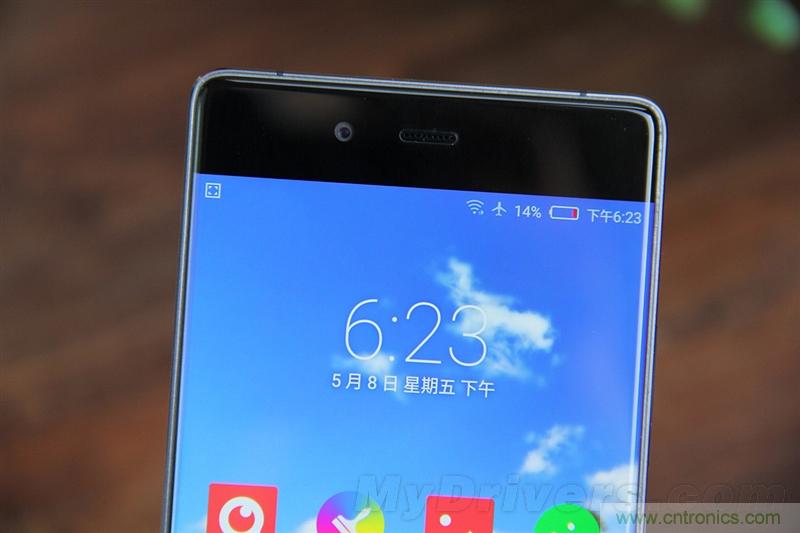 無邊框的 nubia Z9 ，一款既有驚喜，又有驚艷的智能手機(jī)