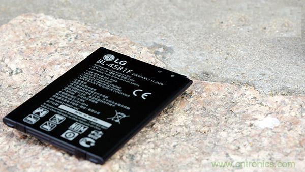 業(yè)界良心 LG V10 評測:剛毅、冷峻，不失人性化