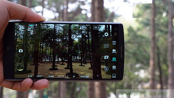 業(yè)界良心 LG V10 評測:剛毅、冷峻，不失人性化