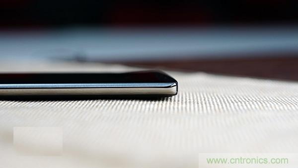 業(yè)界良心 LG V10 評測:剛毅、冷峻，不失人性化