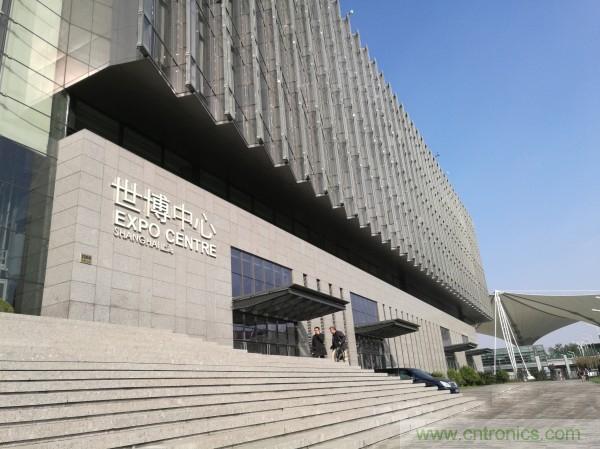 新旗艦Mate 8全評測：橫空出世！能否延續(xù)一機(jī)難求？