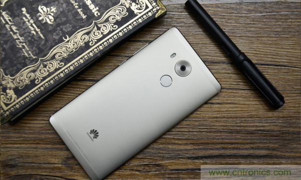 新旗艦Mate 8全評測：橫空出世！能否延續(xù)一機(jī)難求？