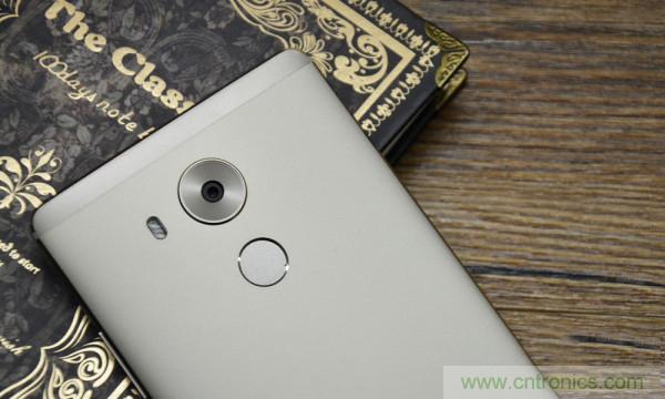 新旗艦Mate 8全評測：橫空出世！能否延續(xù)一機(jī)難求？