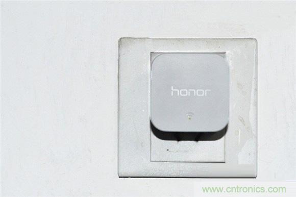 大House也能隨心連，榮耀WiFi穿墻寶評(píng)測(cè)
