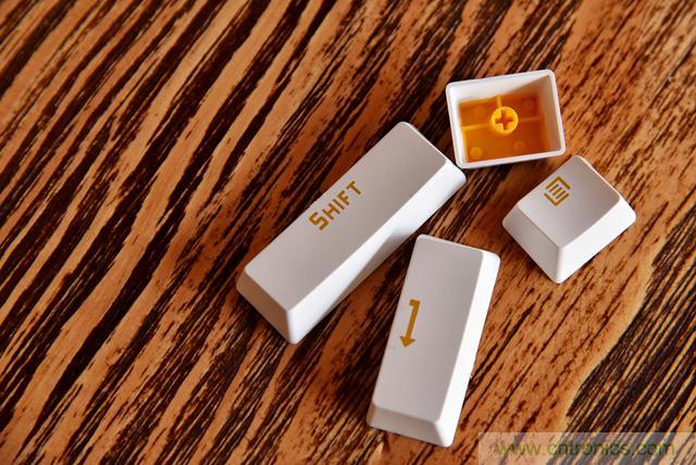左手寫愛，右手寫他——從此鍵盤鼠標(biāo)不分家！