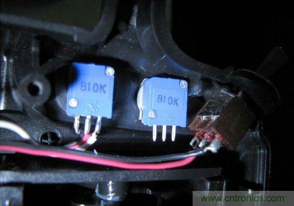 無人機(jī) DIY 制作全過程，酷得不要不要的！