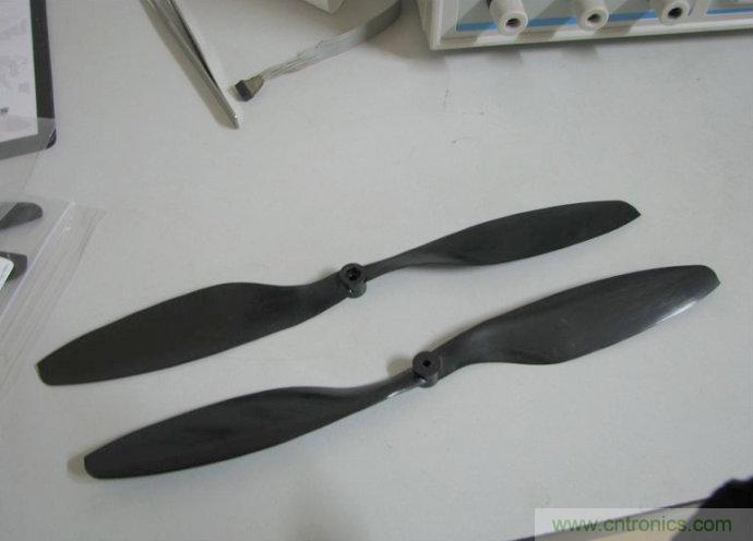 無人機(jī) DIY 制作全過程，酷得不要不要的！