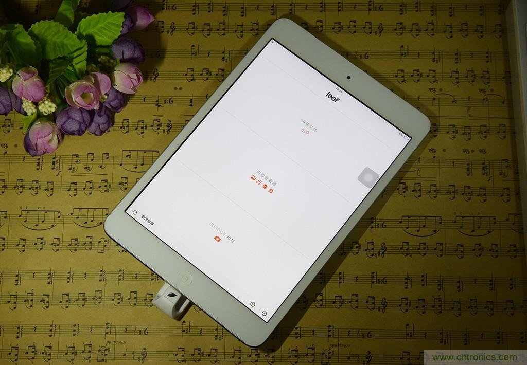 不越獄，就能隨意給iPad增容的影音娛樂(lè)利器