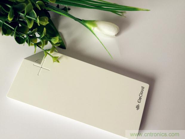長虹流云智能電源，集“充電”+“存儲(chǔ)”于一身