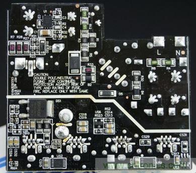 69元小米4口USB充電器詳細(xì)拆解，看完你也能DIY一個(gè)