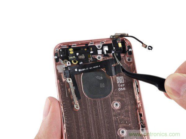有什么地方?jīng)]有變？iPhone SE真機拆解