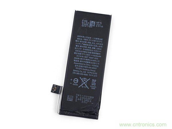 有什么地方?jīng)]有變？iPhone SE真機拆解