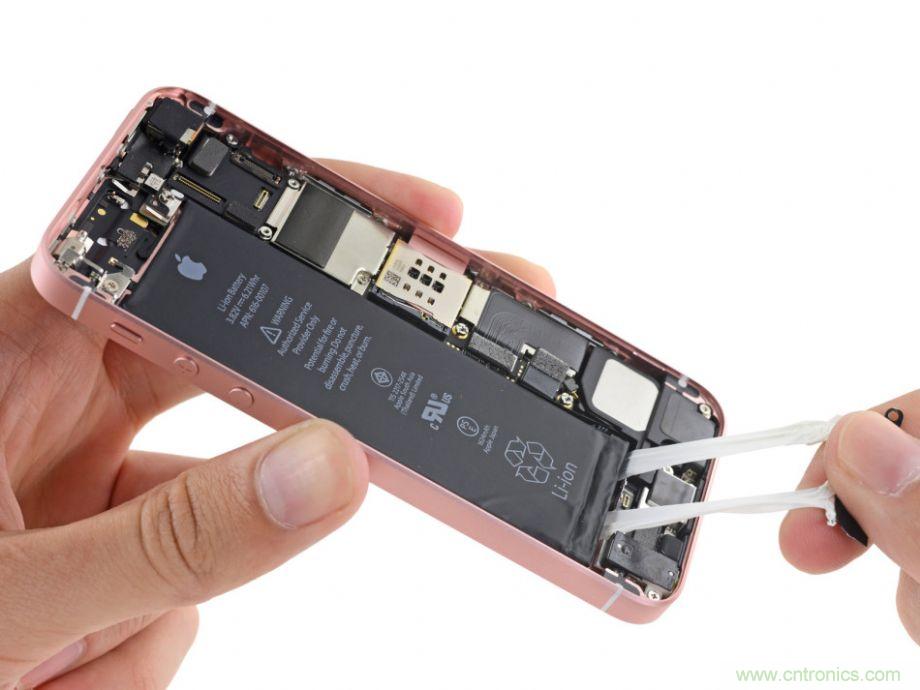 有什么地方?jīng)]有變？iPhone SE真機拆解