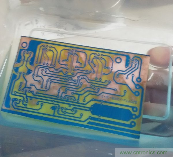 嘗試了四次PCB制作， 最后一發(fā)算是成功了