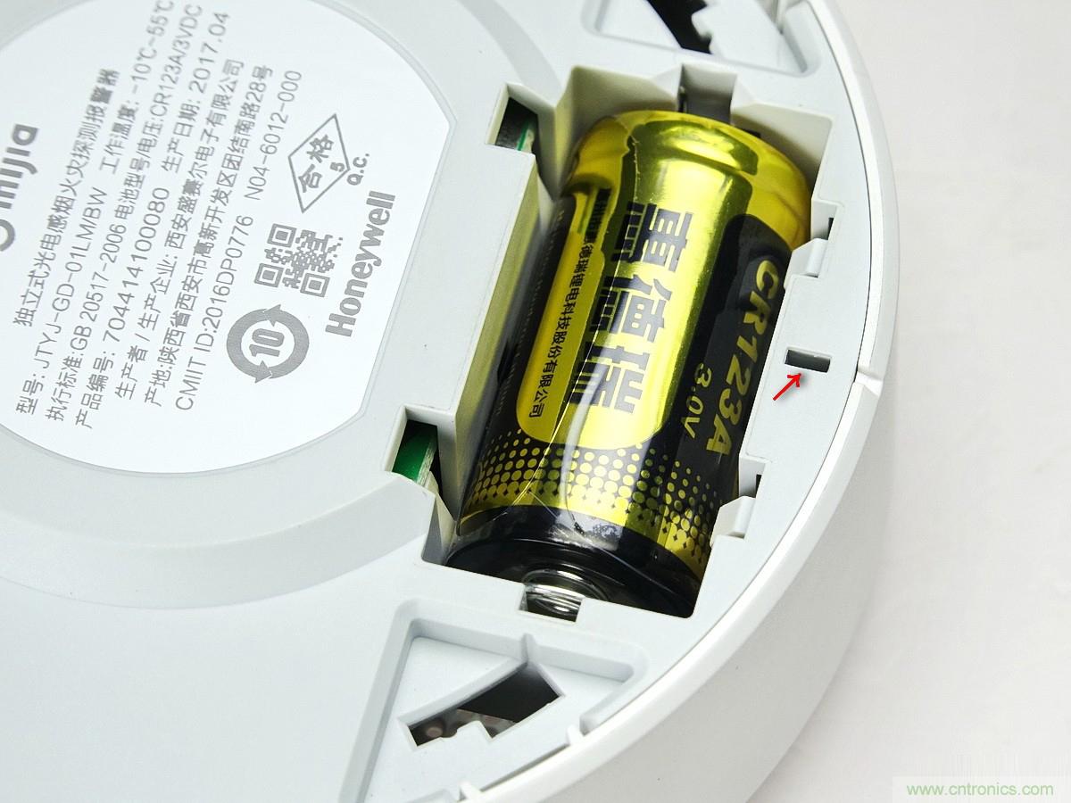 小米煙霧報警器拆解：一顆電池可用五年是如何做到的？