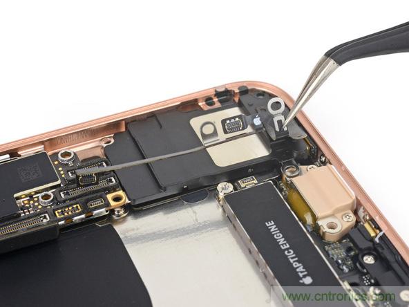 iPhone 8首拆：無線充電版本的iPhone 7？