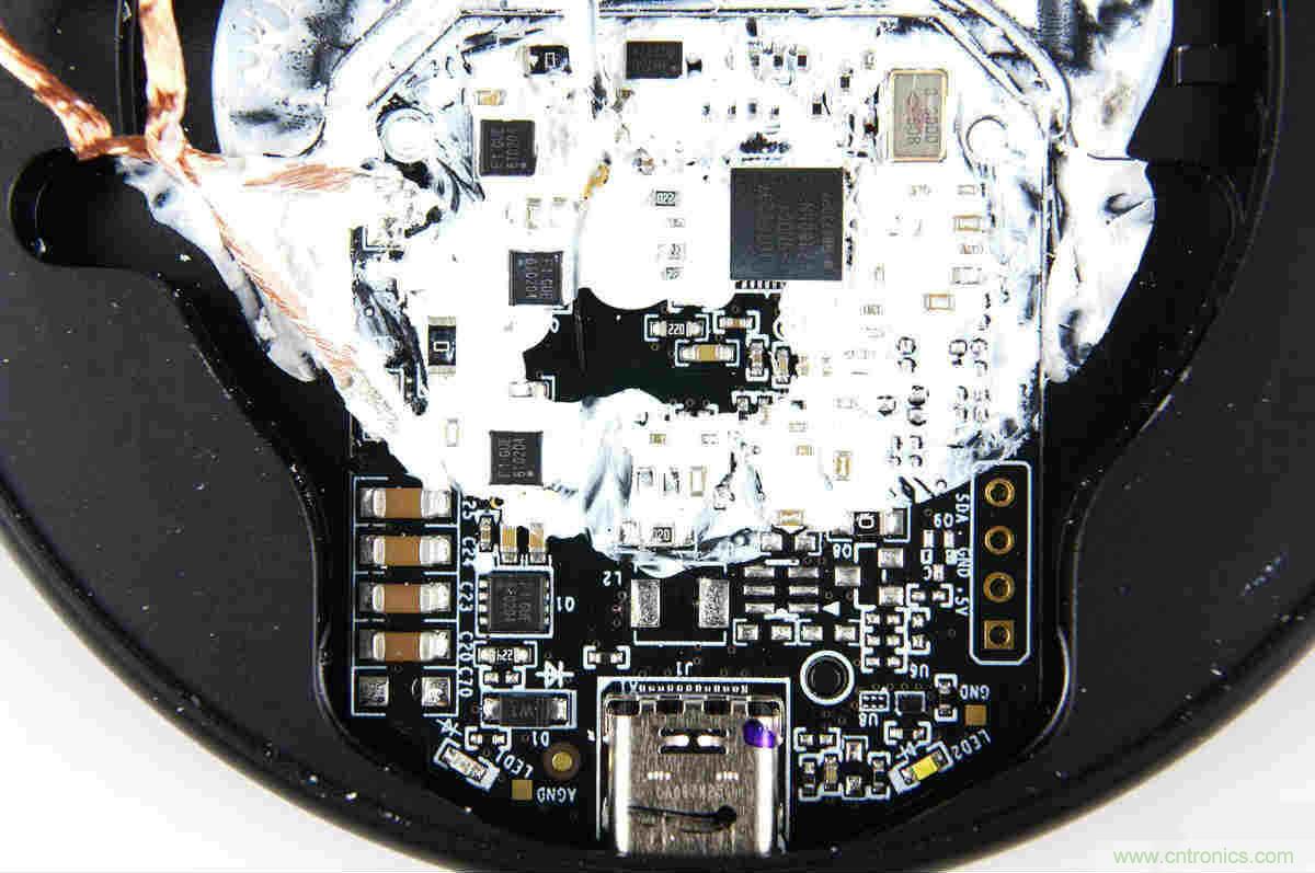 拆解對(duì)比：系出同門，小米、紫米無線充電器的差別有多大？