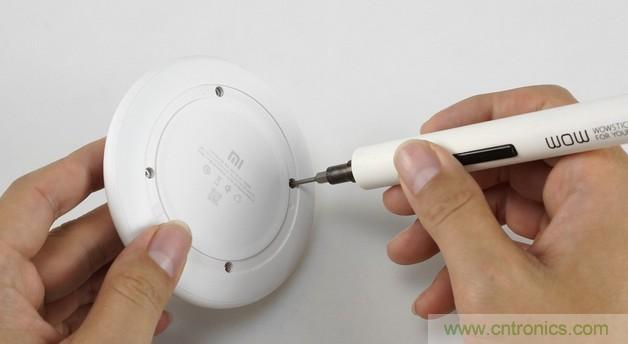 拆解對(duì)比：系出同門，小米、紫米無線充電器的差別有多大？
