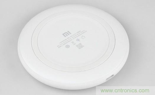 拆解對(duì)比：系出同門，小米、紫米無線充電器的差別有多大？