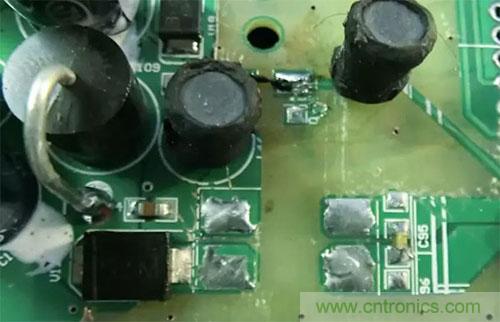 如何通過PCB布局設(shè)計(jì)來解決EMC問題？